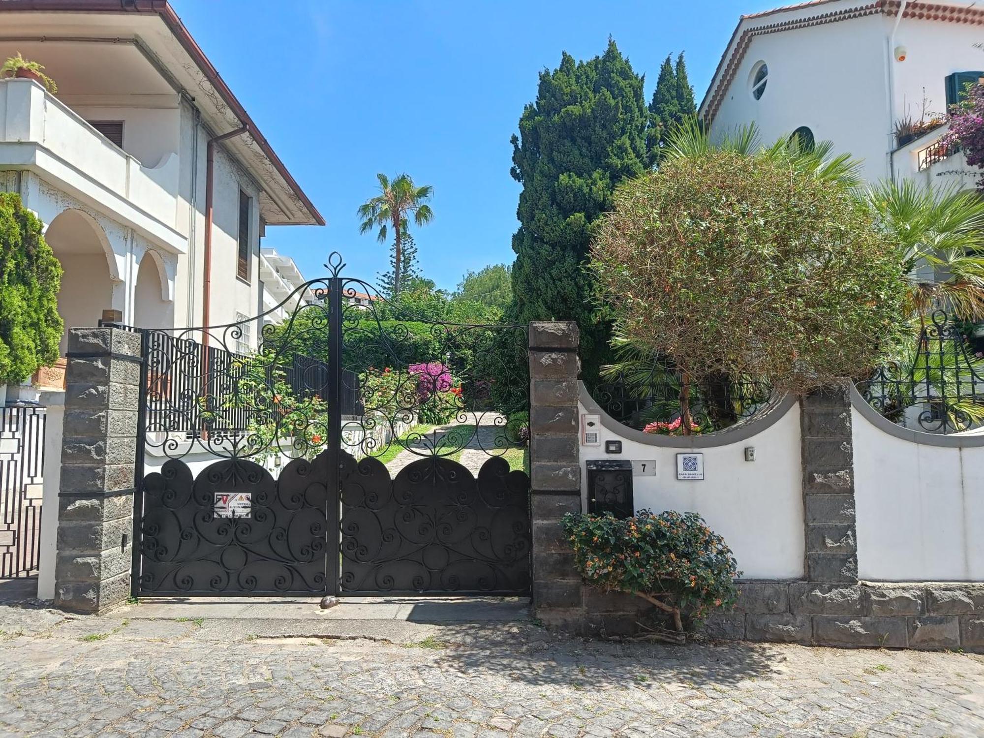 Casa Olivella Apartment Torre del Greco Exterior photo